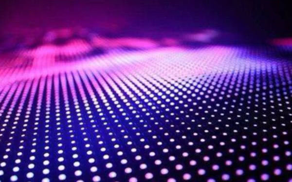 Micro LED显示技术得到多地扶持，预计2025年营收超220亿